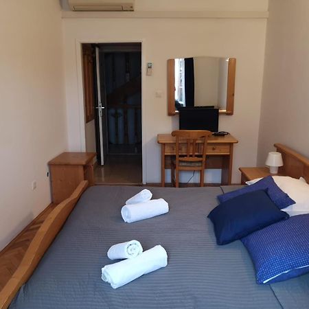 Guest House Kolarin Slano Rum bild