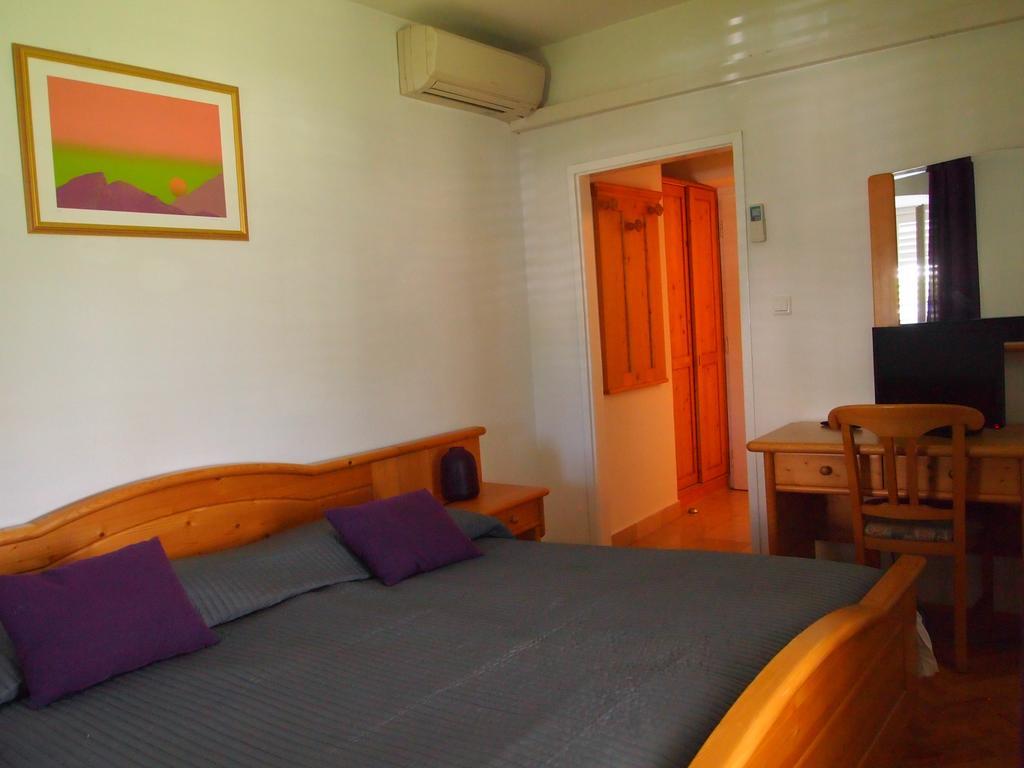 Guest House Kolarin Slano Rum bild